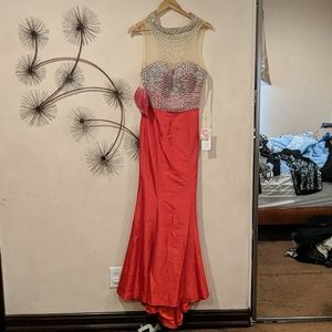 Red Elegant party gown